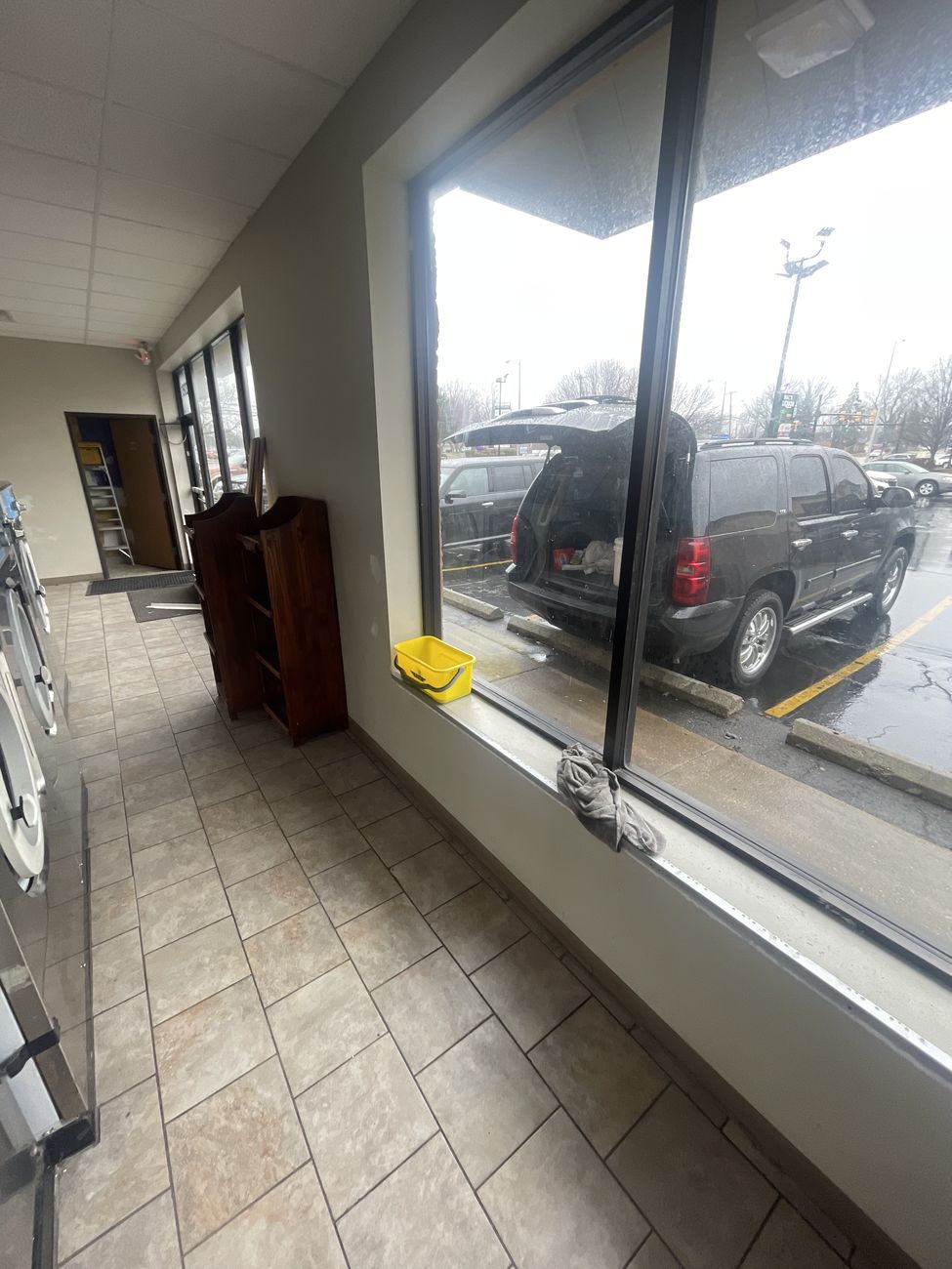 Freshly cleaned interior window by Universal Window Cleaning, metro Detroit